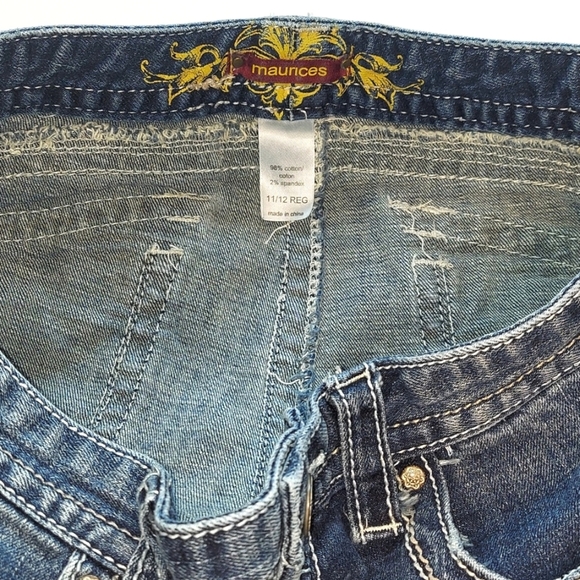 Maurices Embroidered Pocket Jean Shorts - Picture 2 of 6